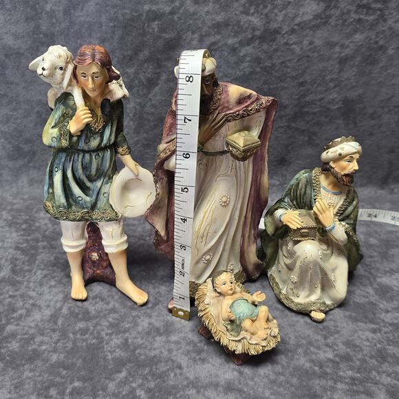 Holy Family Ceramic Nativity Scene Figurines Baby Jesus Wise Men & Sheppard Boy - Picture 9 of 10